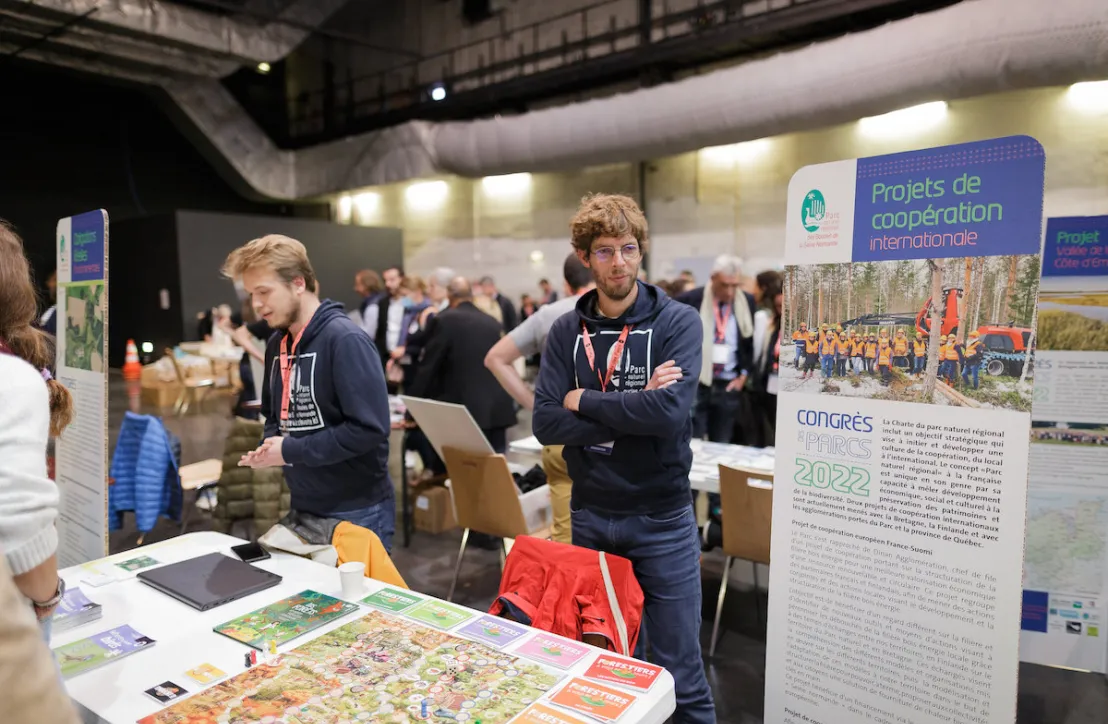 Marché des initiatives, stand Parc des Boucles de la Seine normande