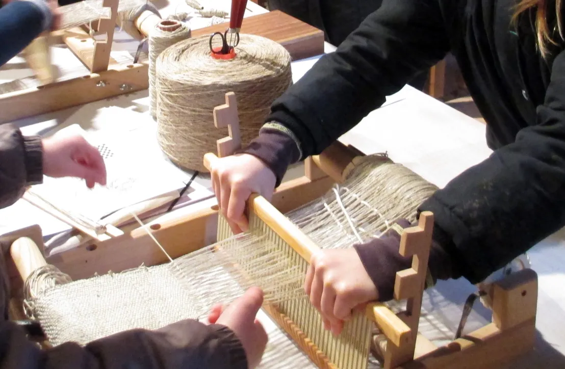 Animation tissage à l'Ecomusée de la Forêt d'Orient