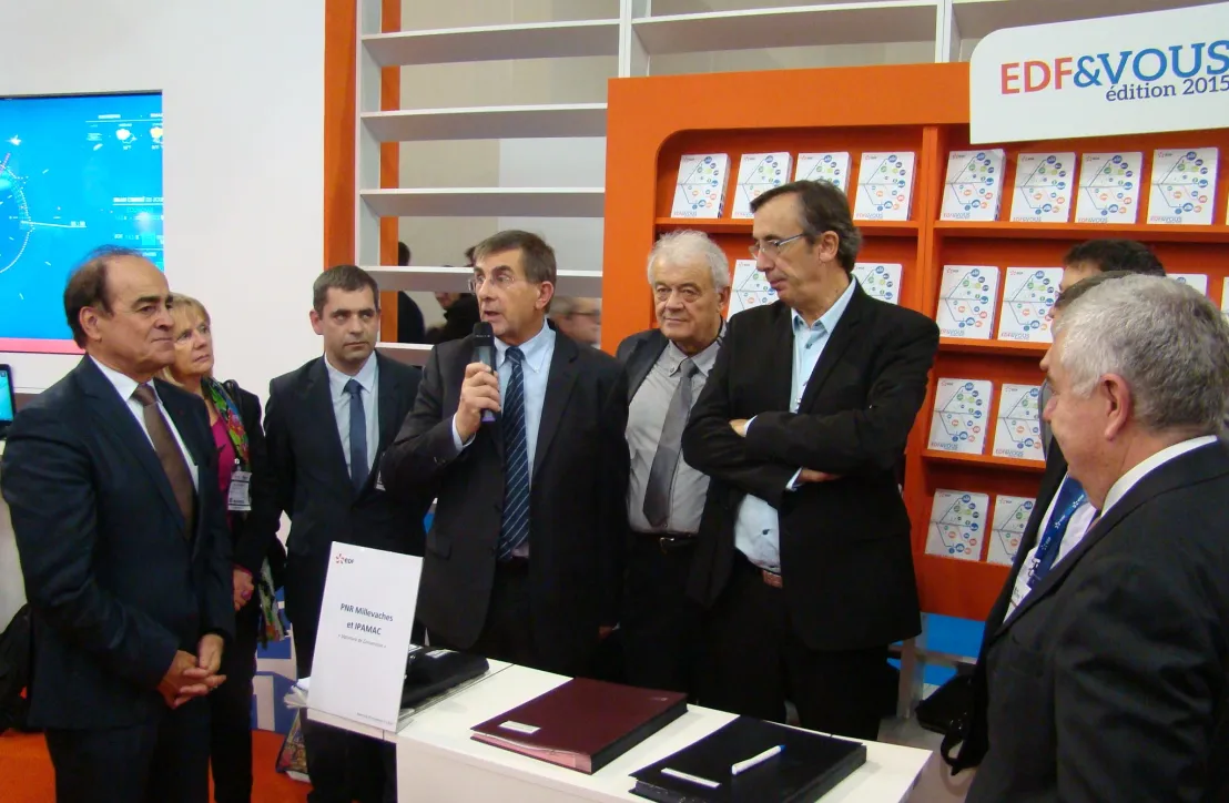 en présence de Mrs Audouin, Joseph et Weber.