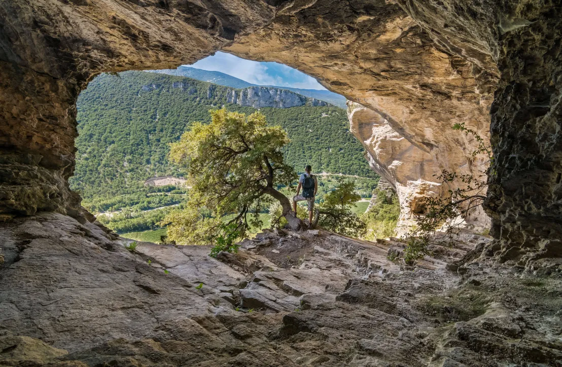 Grotte en Baronnies provençales à Mollans-sur-Ouvèze