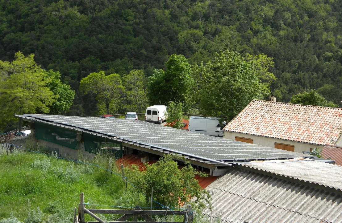 Installations photovoltaiques ©‎ PNR Préalpes d'Azur