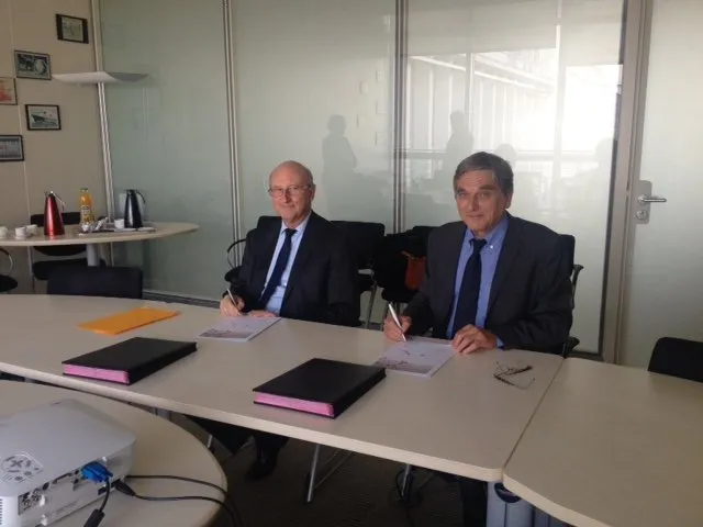 en présence de Pierre Weick, Directeur de la Fédération et Georges Lefebvre, Délégué Général
