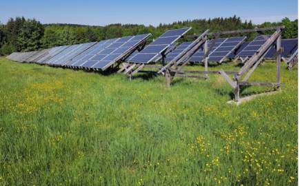 Photovoltaïque au sol sur des terres agricoles