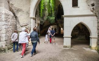 Visite des troglodytes de Souzay © Jérome Paressant