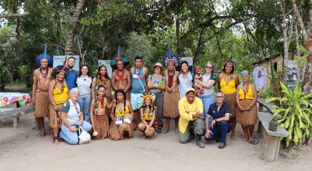 Visite de la Fédération des Parcs à la communauté indigène Pataxos