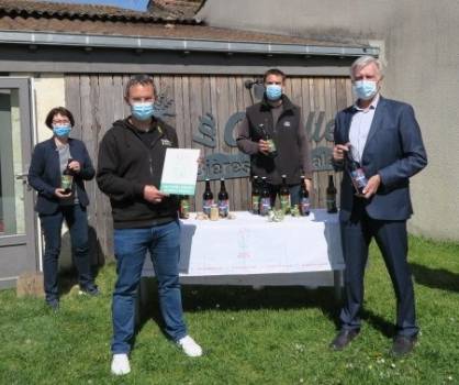 Remise de la Marque VPNR  aux brasseurs