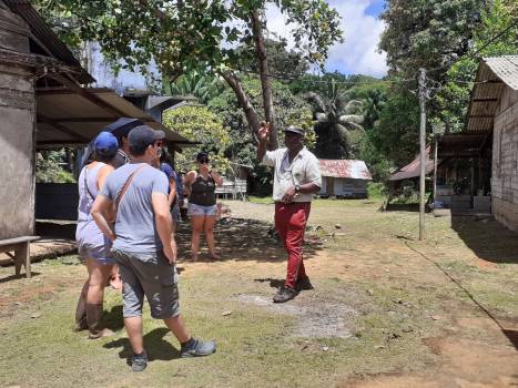 GBT - Visite village TAMPAK