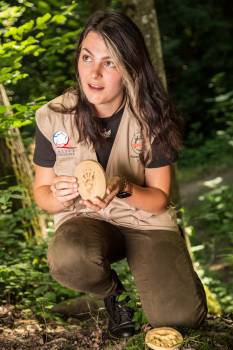 Laurine Vantillard, guide nature à l'Office de Tourisme du Pays du Saulnois / Photo : PnrL / D.Protin