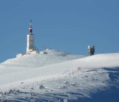 Sommet Ventoux 1910 m et  neige