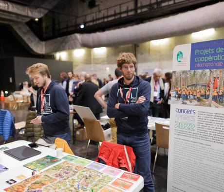 Marché des initiatives, stand Parc des Boucles de la Seine normande 