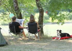 Camping Domaine Chasteuil Provence - bord de rivière