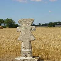 Croix pattée de Guiry-en-vexin © PNR Vexin français