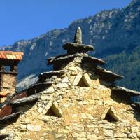 Pignons lauzés © Fonds médiathèque du PNR Vercors