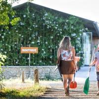 Arrivée à l'embarcère des Ecluses de Bazoin pour une balade en canoë