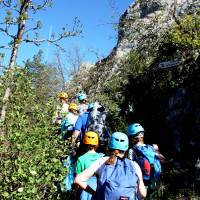 Terres des Lacs - marche d'approche au site d'escalade