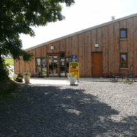 Magasin du Gaec des violettes au coeur du Parc des Volcans d'Auvergne