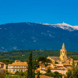 Village de Mazan (84) et mont Ventoux