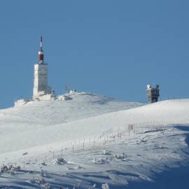 Sommet Ventoux 1910 m et  neige