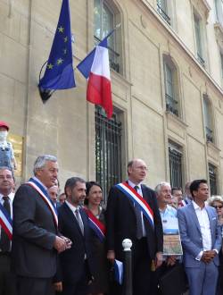 Rassemblement des élus du Vexin devant le Ministère de la transition écologique et solidaire - LChariol FPNRF